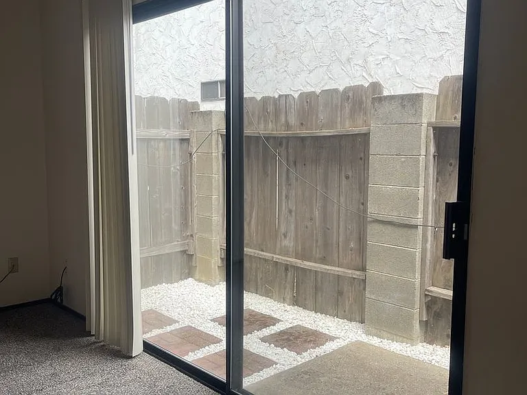 1185 Lancers Ln — Photo 11
