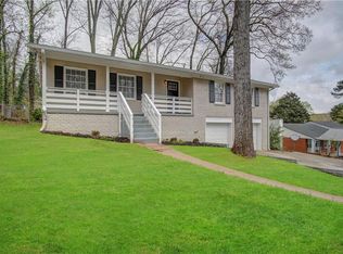 1618 Pine Glen Cir, Decatur, GA 30035