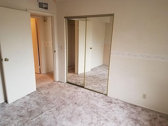 5th image of 531 S Palm Dr