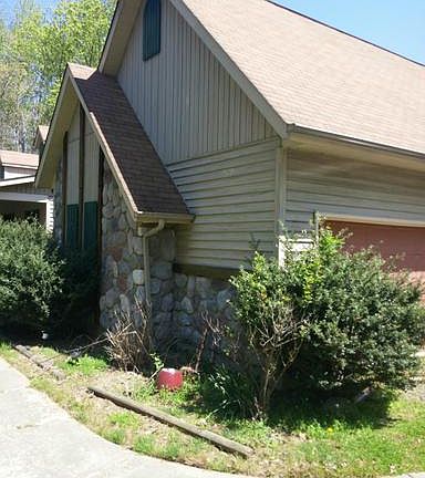 4th image of 11500 Whitmore Dr