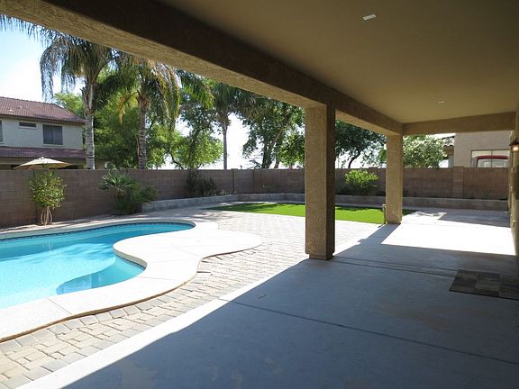 2nd image of 92 W Raven Dr