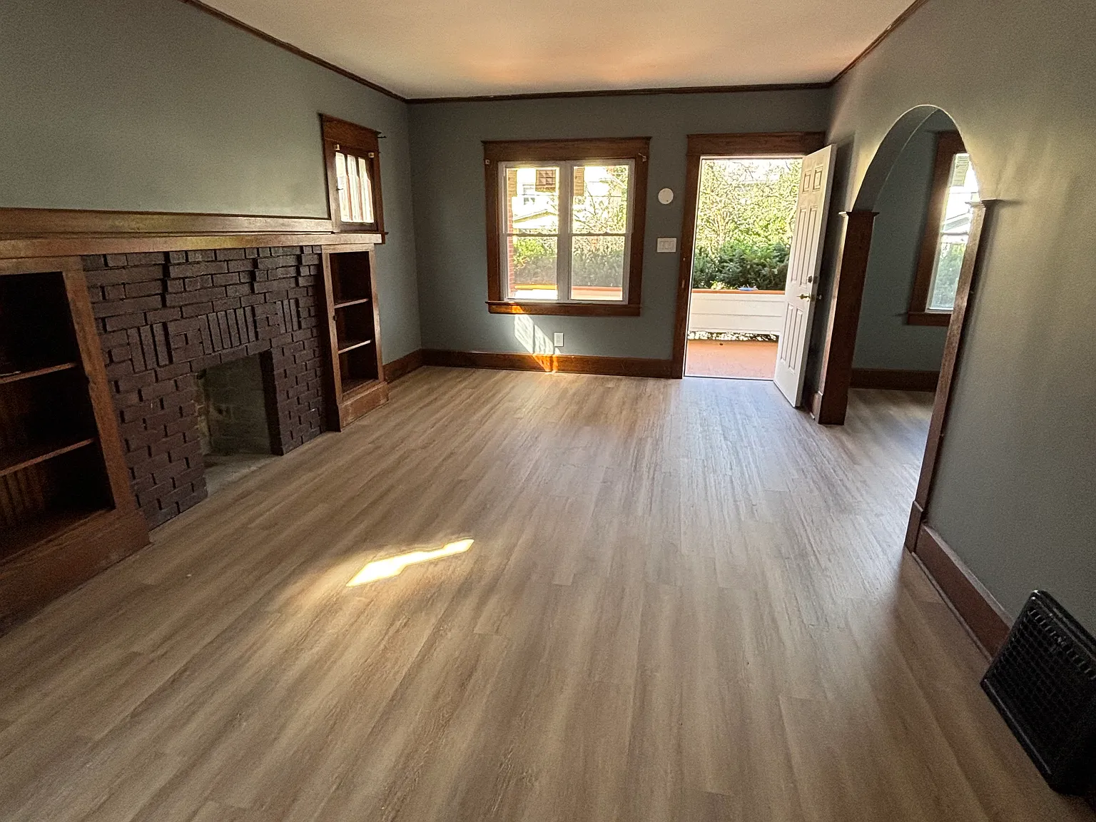 2 bed, 1581 sqft, $1,200 — Photo 3