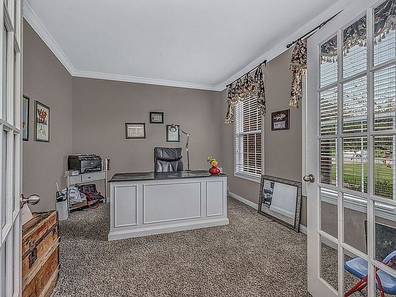 3rd image of 6331 Rosewood Ln