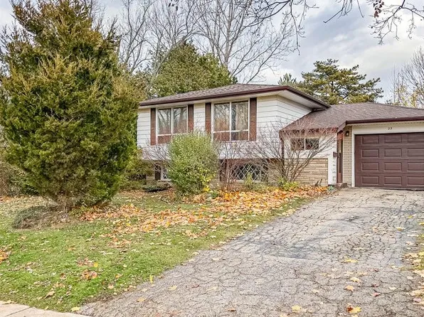 23 Sanctuary Dr, Hamilton, ON L9H 3Y7