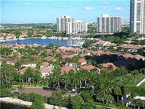 3rd image of 20515 E Country Club Dr APT 1748