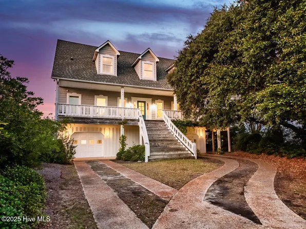149 Old Village Lane, North Topsail Beach, NC 28460