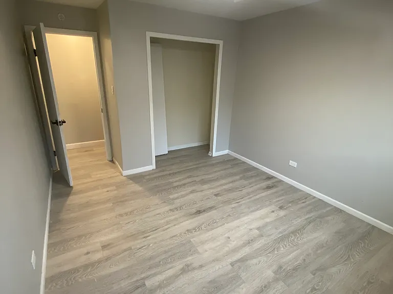 439 Madison Ave #2 — Photo 9