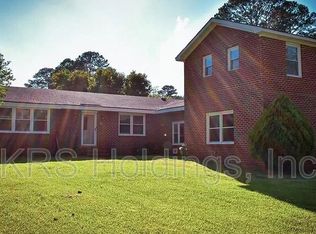 1876 Rosemary Ln, Chesapeake, VA 23321