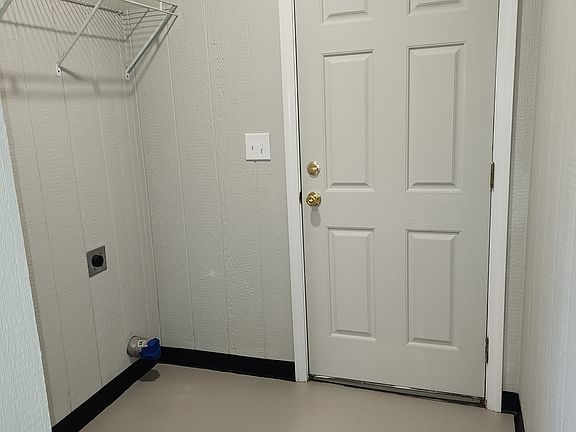 5th image of 1703 Louisiana St