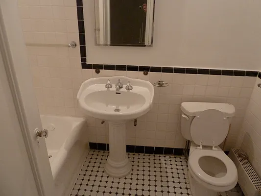 Rented by Safeguard Realty Management | media 30