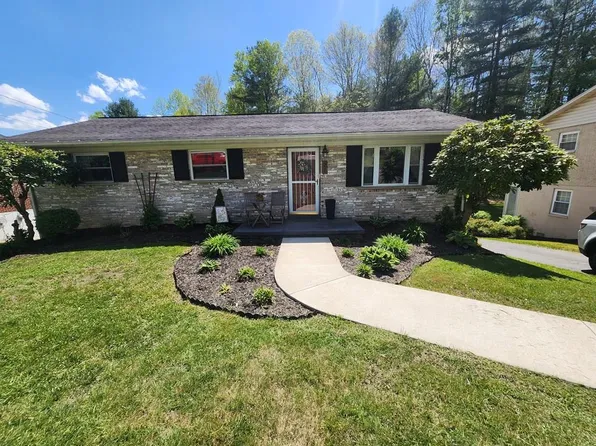 521 Teel Rd, Beckley, WV 25801