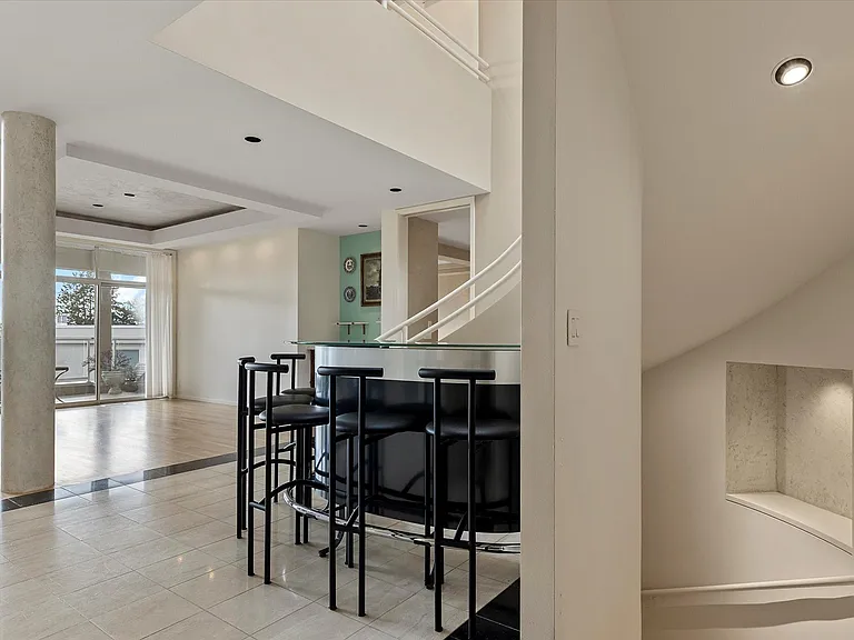 4812 Lake Washington Blvd NE — Photo 12