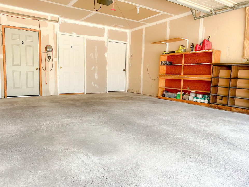 2-car garage