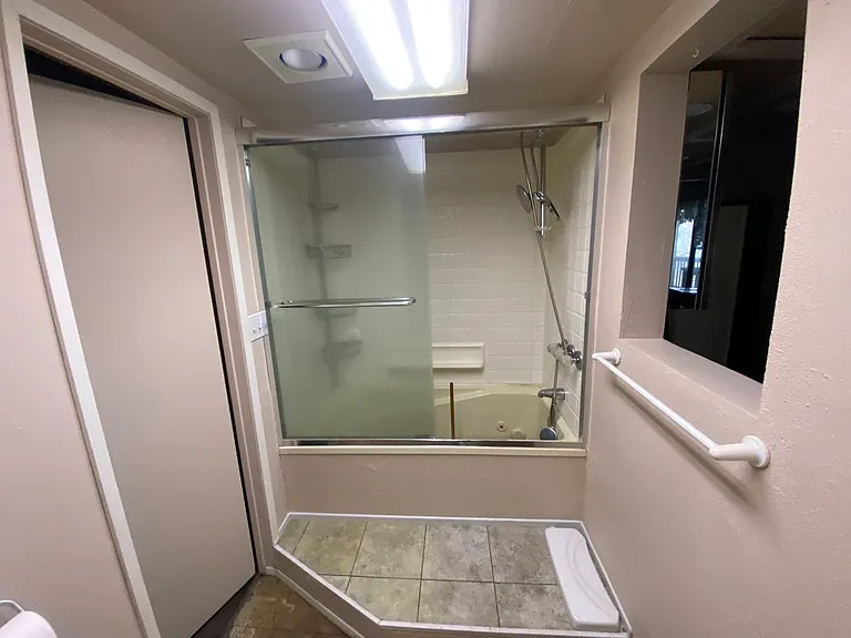 1275 Panorama Ct SE — Photo 3