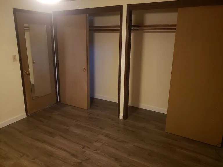 208 Main Ave N #2 — Photo 3