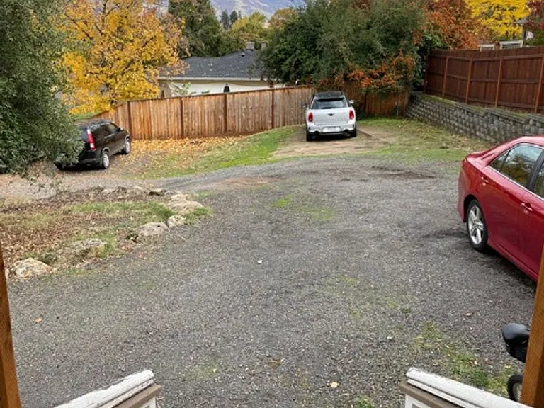 704 Indiana St — Photo 37