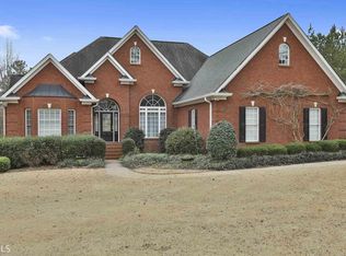 514 Heritage Lake Dr, Griffin, GA 30224