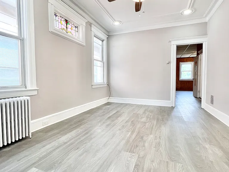 91 W 16th St #2 — Photo 3