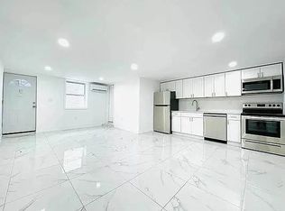 2832 W 15th St #1B, Brooklyn, NY 11224