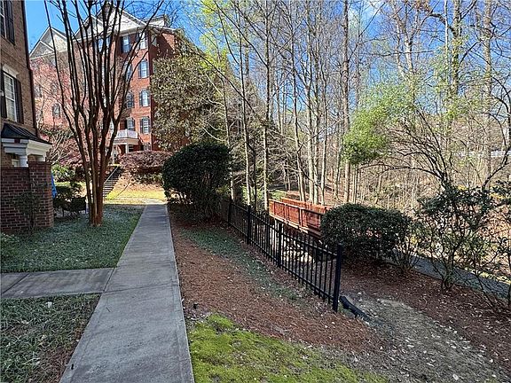 5th image of 4885 Ivy Ridge Dr SE #101