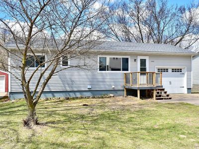 1472 Oakview Dr, Saint Charles, MN, 55972