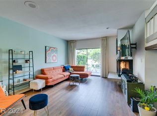 3215 Pinehurst Dr, Las Vegas, NV 89109