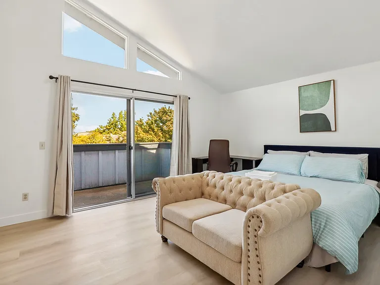 8560 Fern Crest Way — Photo 34