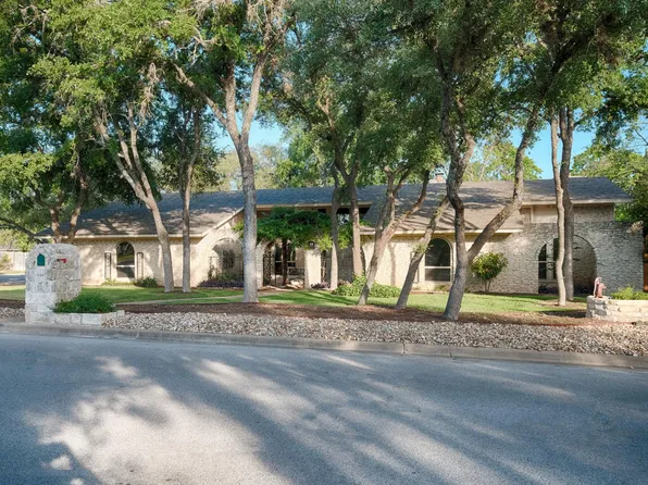 1006 Bluff Dr, Round Rock, TX 78681