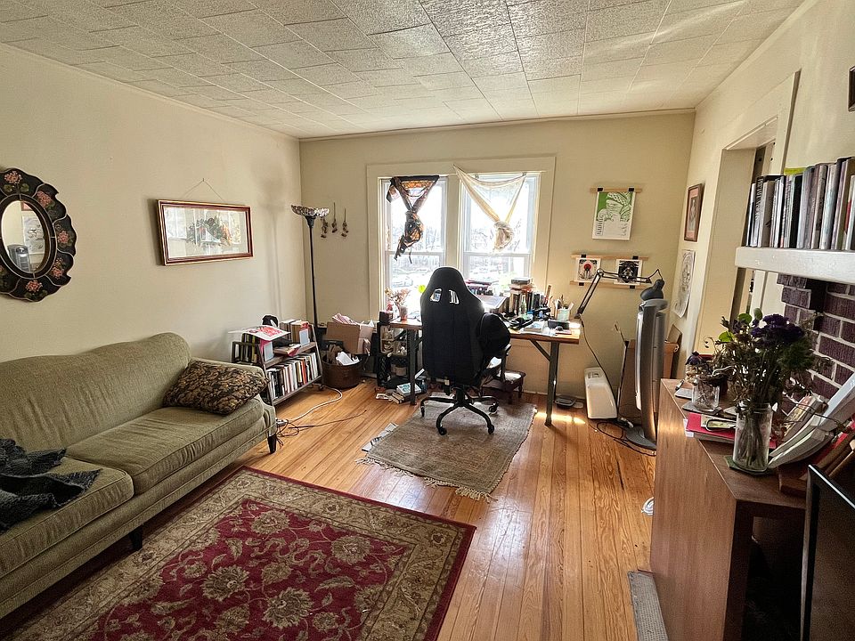 1st image of 223 E 1st St #2