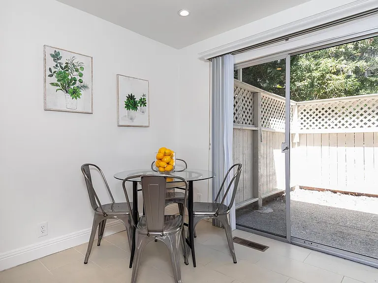 131 Ascot Ct #1 — Photo 10
