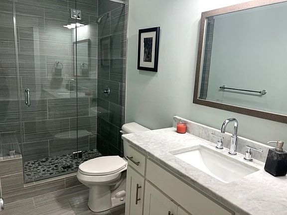 4th image of 502 Stanley Ave #1