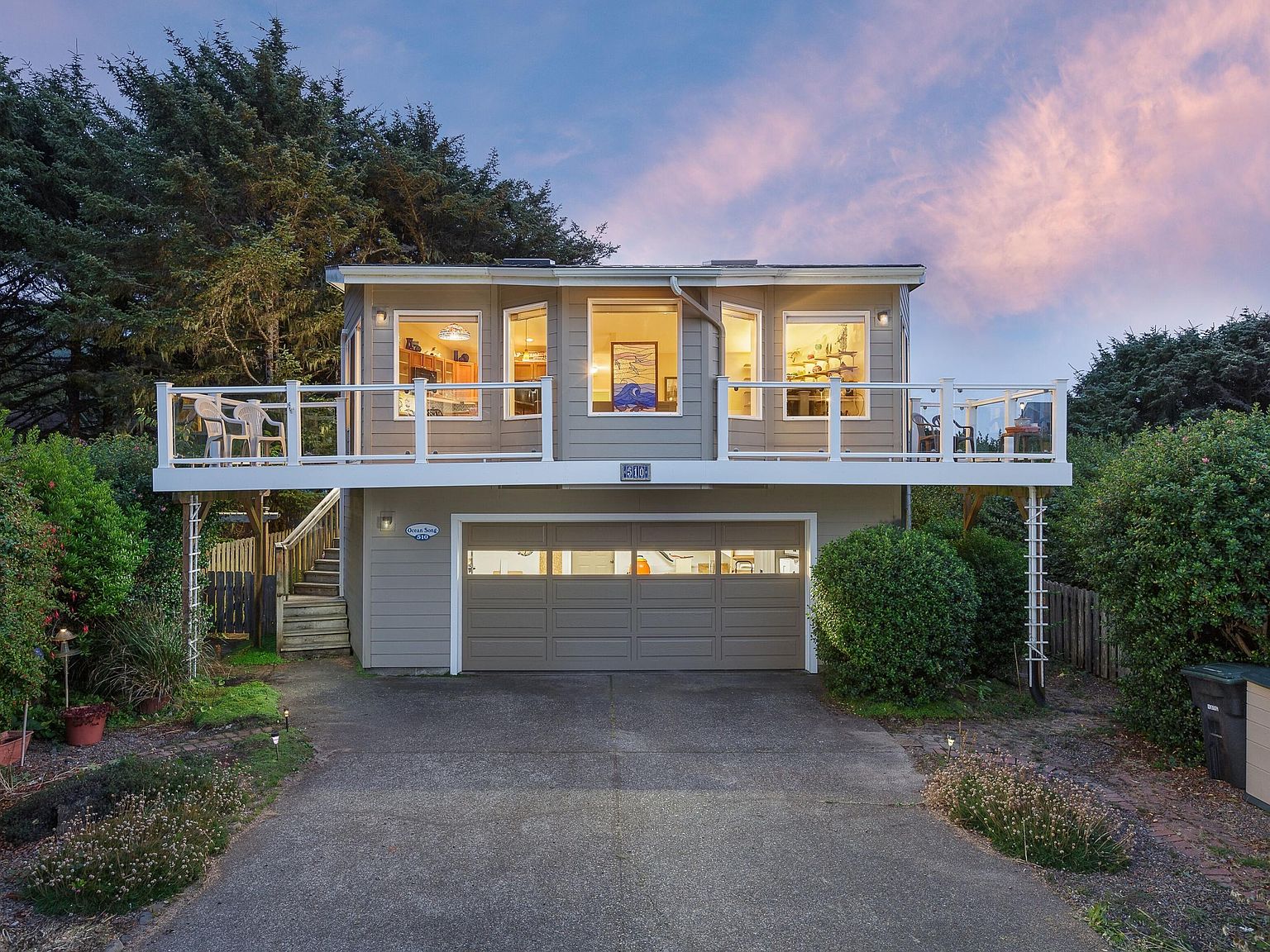 510 4th St, Yachats, OR 97498 Zillow