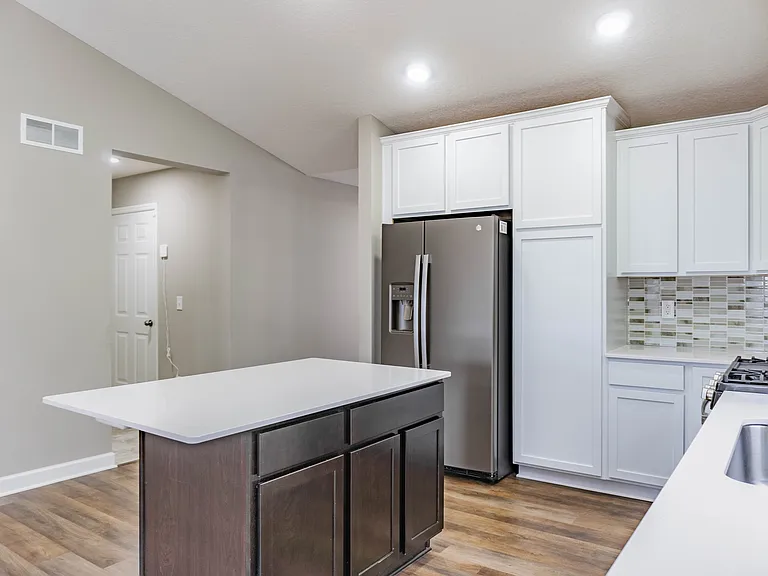 1430 Nutmeg Cir — Photo 12