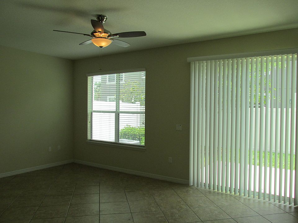 1st image of 9413 Tawnyberry St