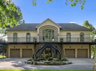 7202 Beachland Beach Rd, Prospect, KY 40059