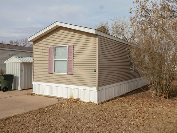 2nd image of 2900 Grand Ave #99