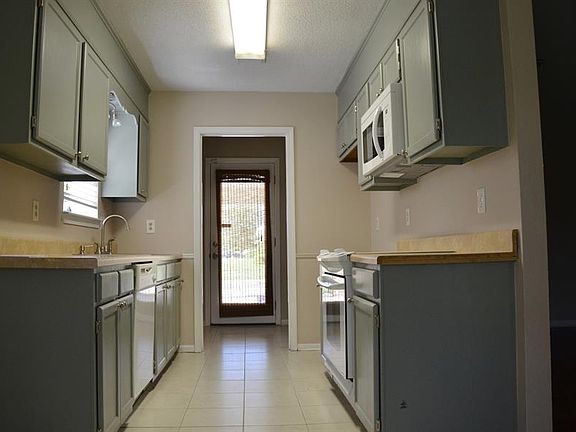 5th image of 109 Timber Creek Dr