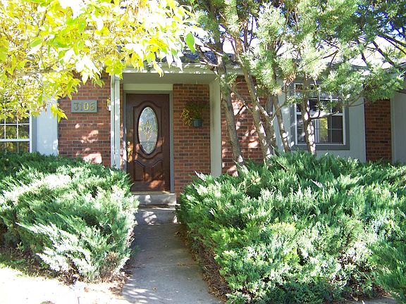 3106 Front Entry