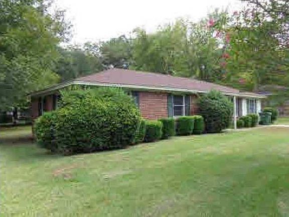 4th image of 1851 Grove Hill Ln