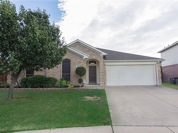 2nd image of 602 Parkview Ct