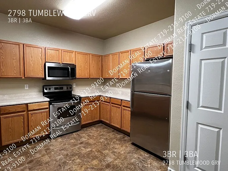 2798 Tumblewood Grv — Photo 5