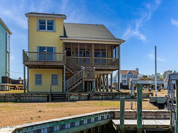 4th image of 1711 E Fort Macon Road