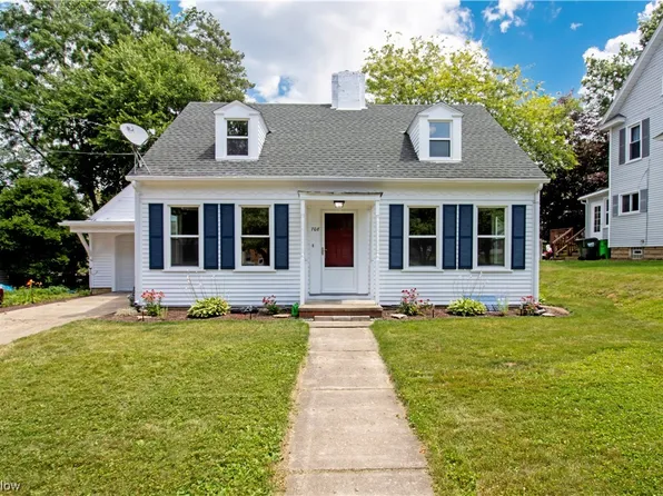 708 S Vine St, Orrville, OH 44667