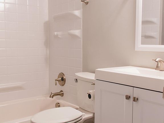 5th image of 2909 S Jefferson Ave #2F