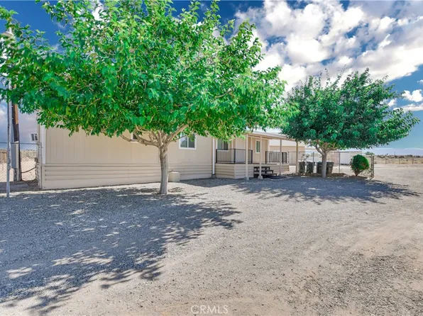 9883 4th St, Phelan, CA 92371