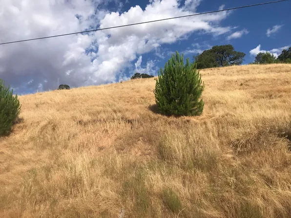 7810 Gabor St, Valley Springs, CA 95252