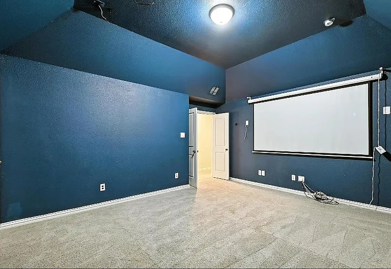 12559 Ravine Creek Rd — Photo 20