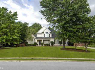 260 Lakemont Dr, Fayetteville, GA 30215