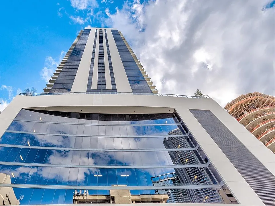 1010 Brickell Ave #4209