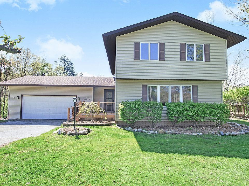 1st image of 13534 Leonard St